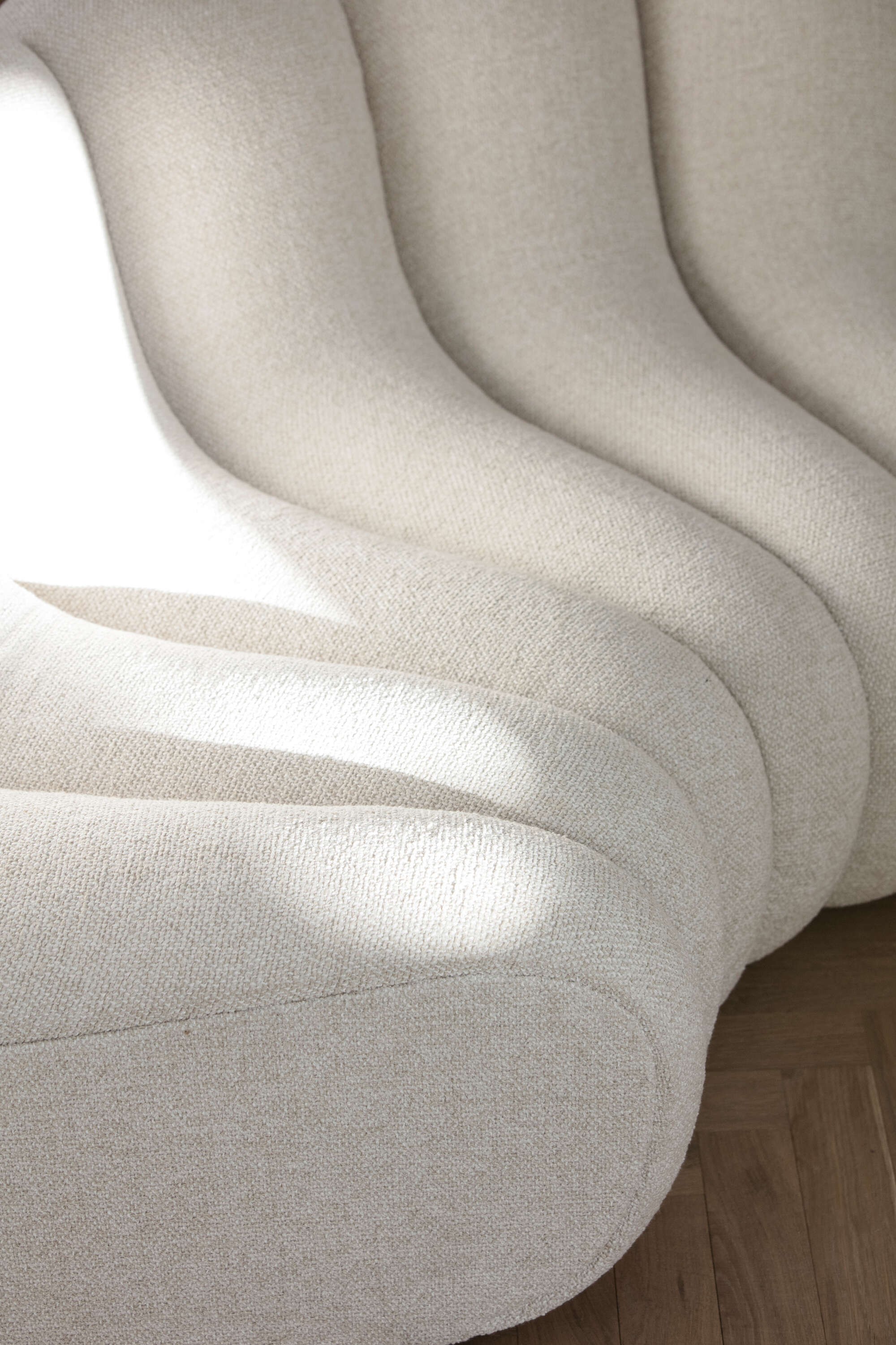 2305-Jagger_Lounge_Sofa-NORR11-005