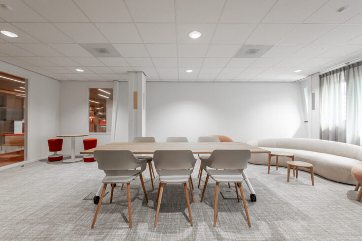 Waarom kiezen voor Eurodesk bij het inrichten van uw vergaderruimte?